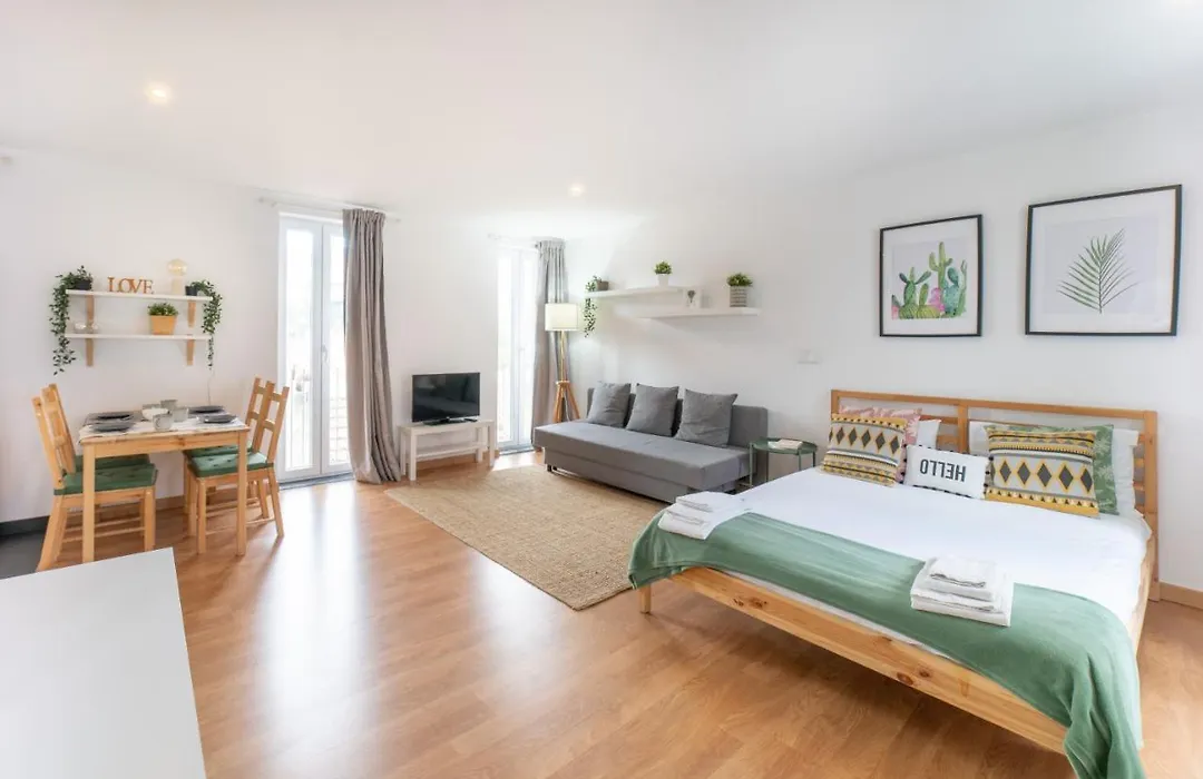 Ourique Charm Apartments-1